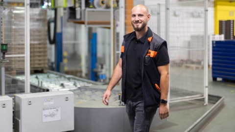 Logistiker Florian Krasniqi
